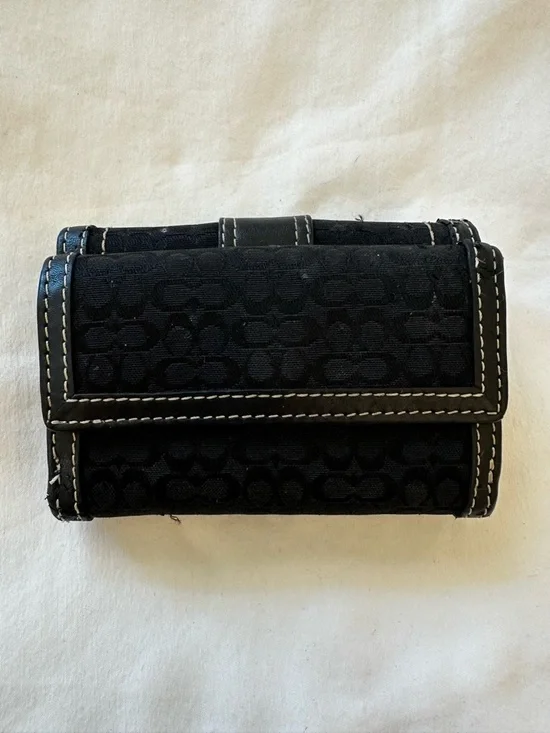 Coach Soho Black Signature Mini Trifold Canvas Wallet - Picture 2 of 9